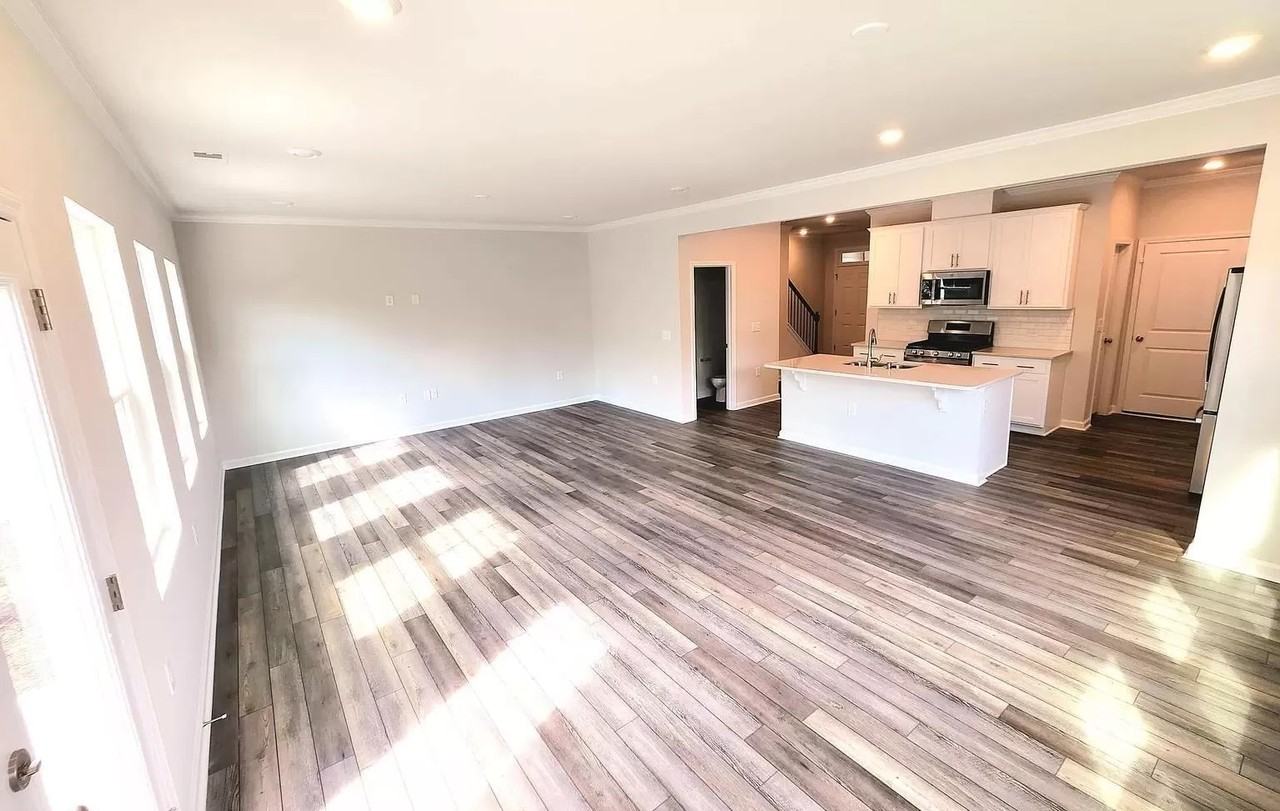 2001 Caen St #2001 - Photo 6 of 20