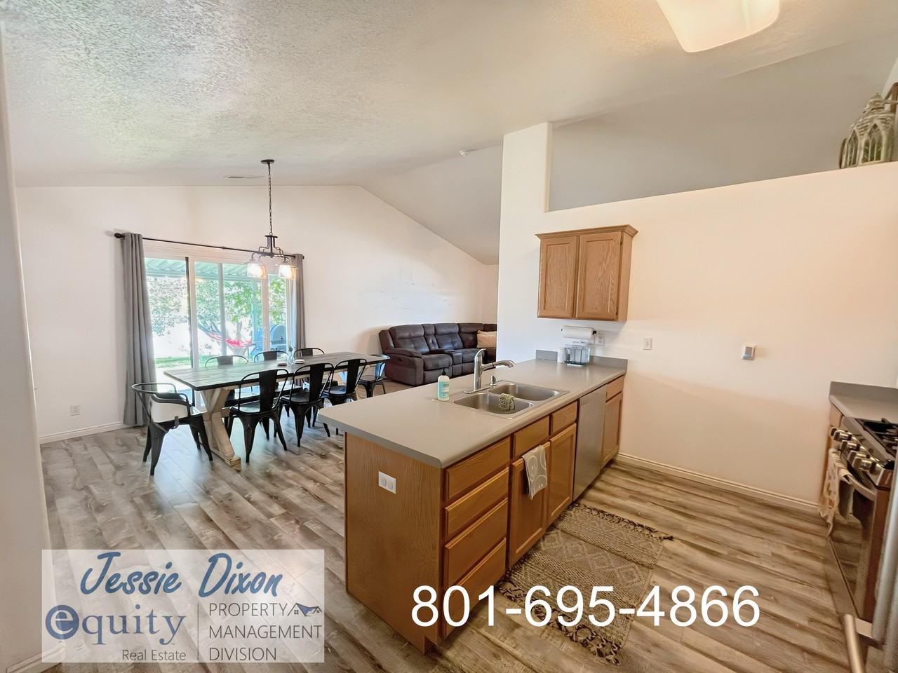 1043 Sharp Mountain Dr #1 - Photo 3 of 22