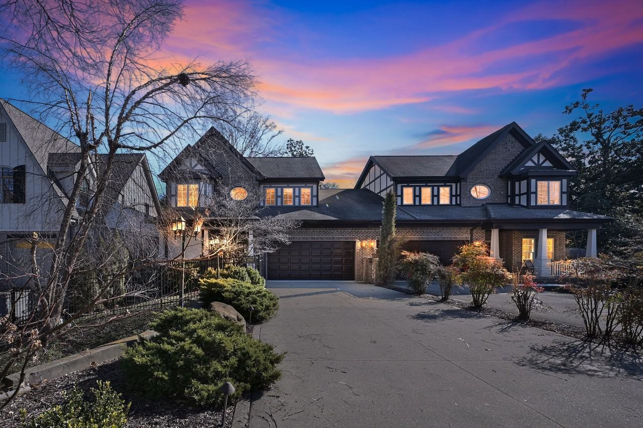 2917 Wellesley Trce #NA - Photo 2 of 33