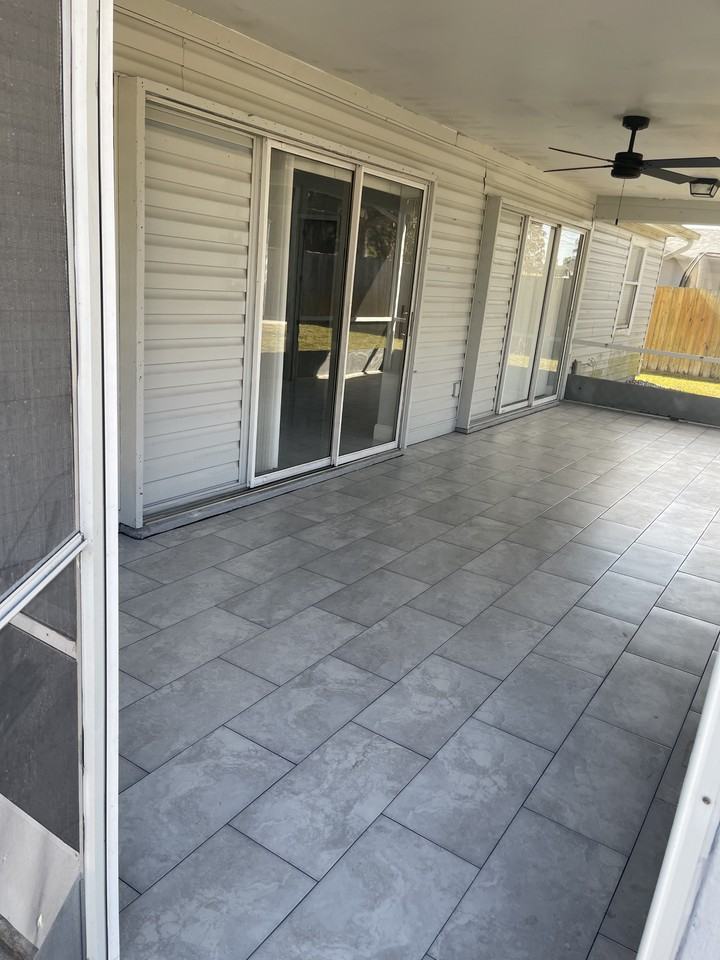 843 Sw Thrift Ave #NA - Photo 7 of 14