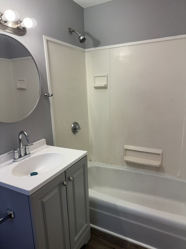 23 W Wyoming Ave #6 - Photo 4 of 10