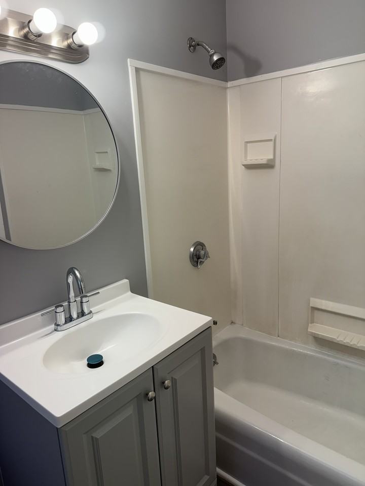 23 W Wyoming Ave #6 - Photo 7 of 10