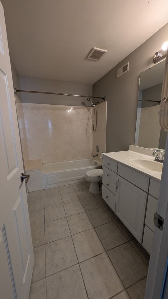 1408 Summertree Springs Ave #I - Photo 4 of 18