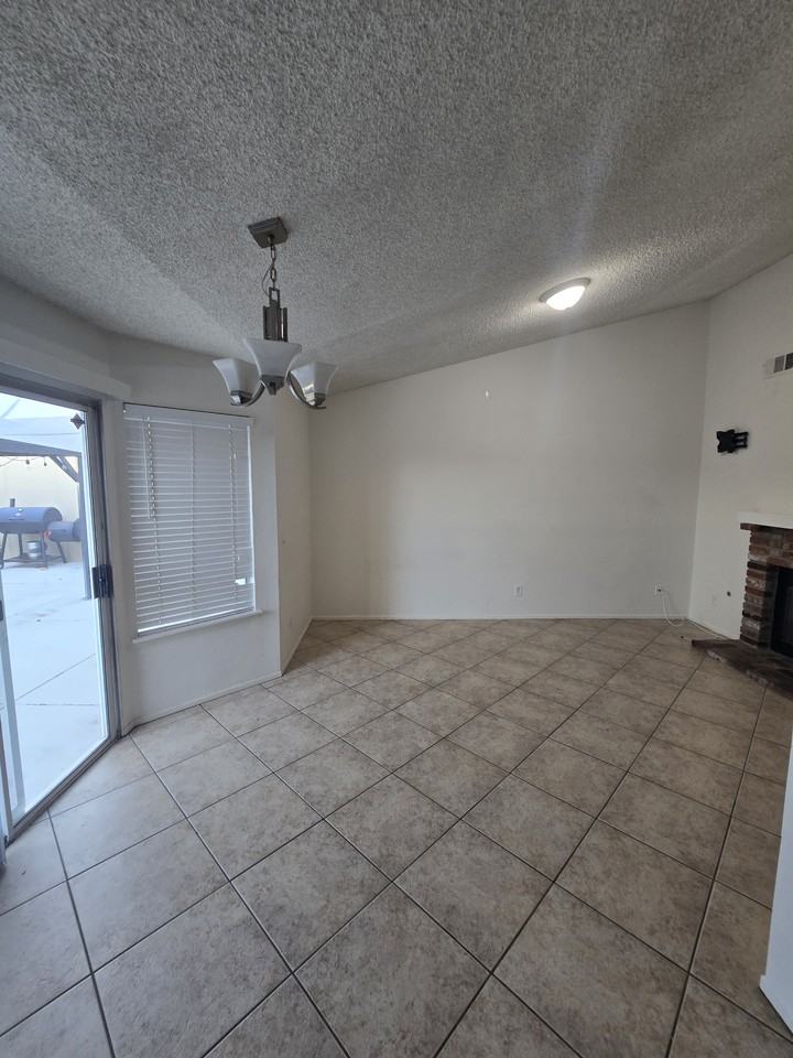 3509 W Avenue J2 #NA - Photo 7 of 17