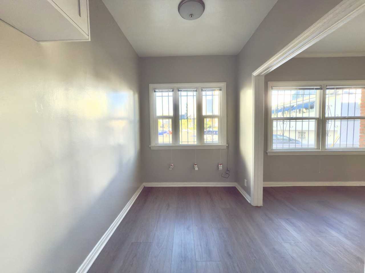 1426 N Edgemont St #12-1-2 - Photo 4 of 5