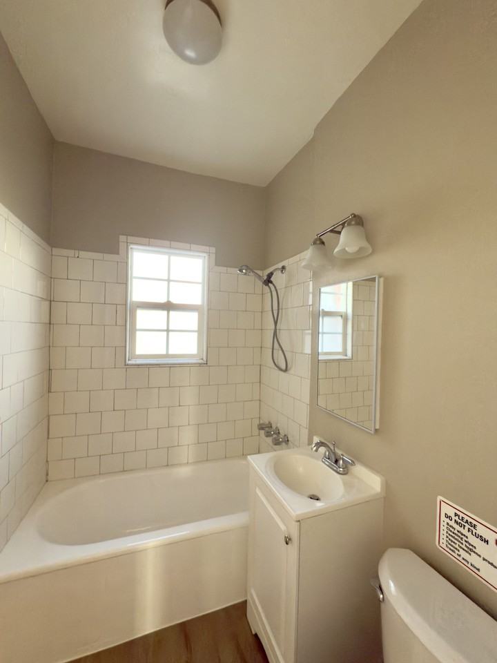 1426 N Edgemont St #12-1-2 - Photo 5 of 5