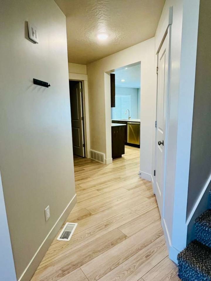 3923 S White Ash Dr #NA - Photo 2 of 14