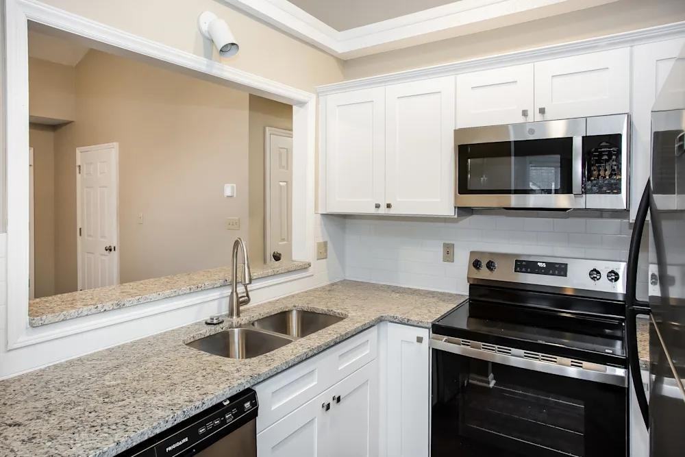 4302 Emerald Ln #NA - Photo 5 of 8