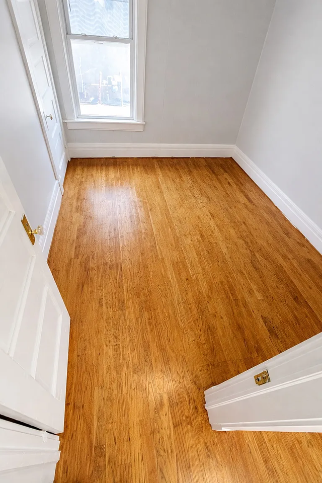 265 W Main St #1 - Photo 6 of 15