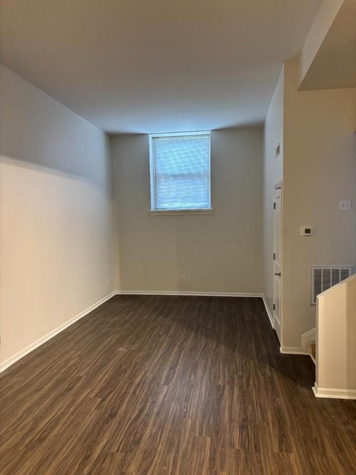 Manors On Main - Photo 7 of 11