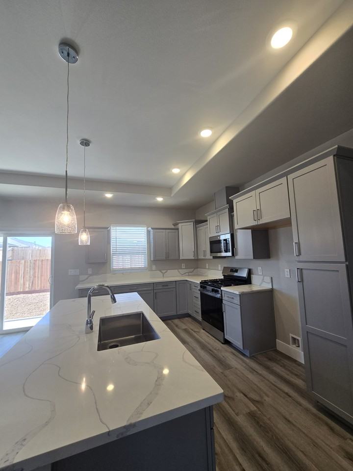 917 Saltbrush Rd #NA - Photo 3 of 14