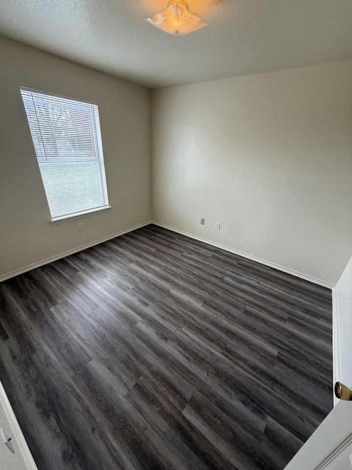 2812 Leroy Cir #A - Photo 7 of 10