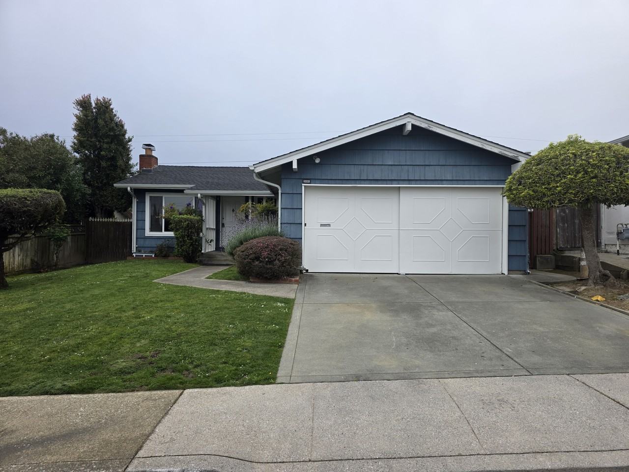 2440 Maywood Dr #1 - Photo 2 of 20