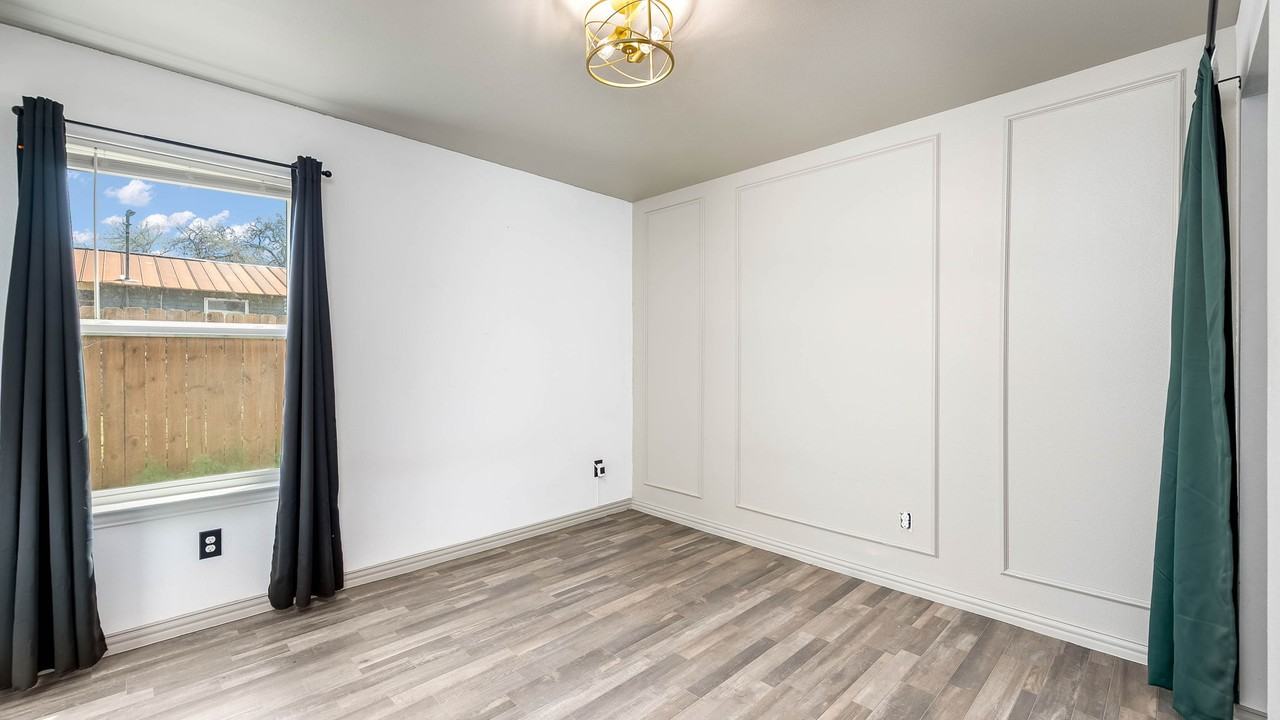 225 Virginia St #NA - Photo 7 of 25