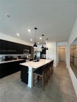 featured image of 6140 Planta LN #6140