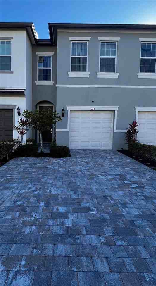 6140 Planta LN #6140 - Photo 2 of 8