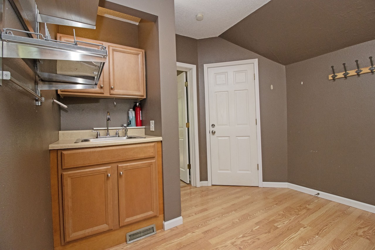 612 1209 10th Avenue South St. Cloud #2 - Photo 6 of 11