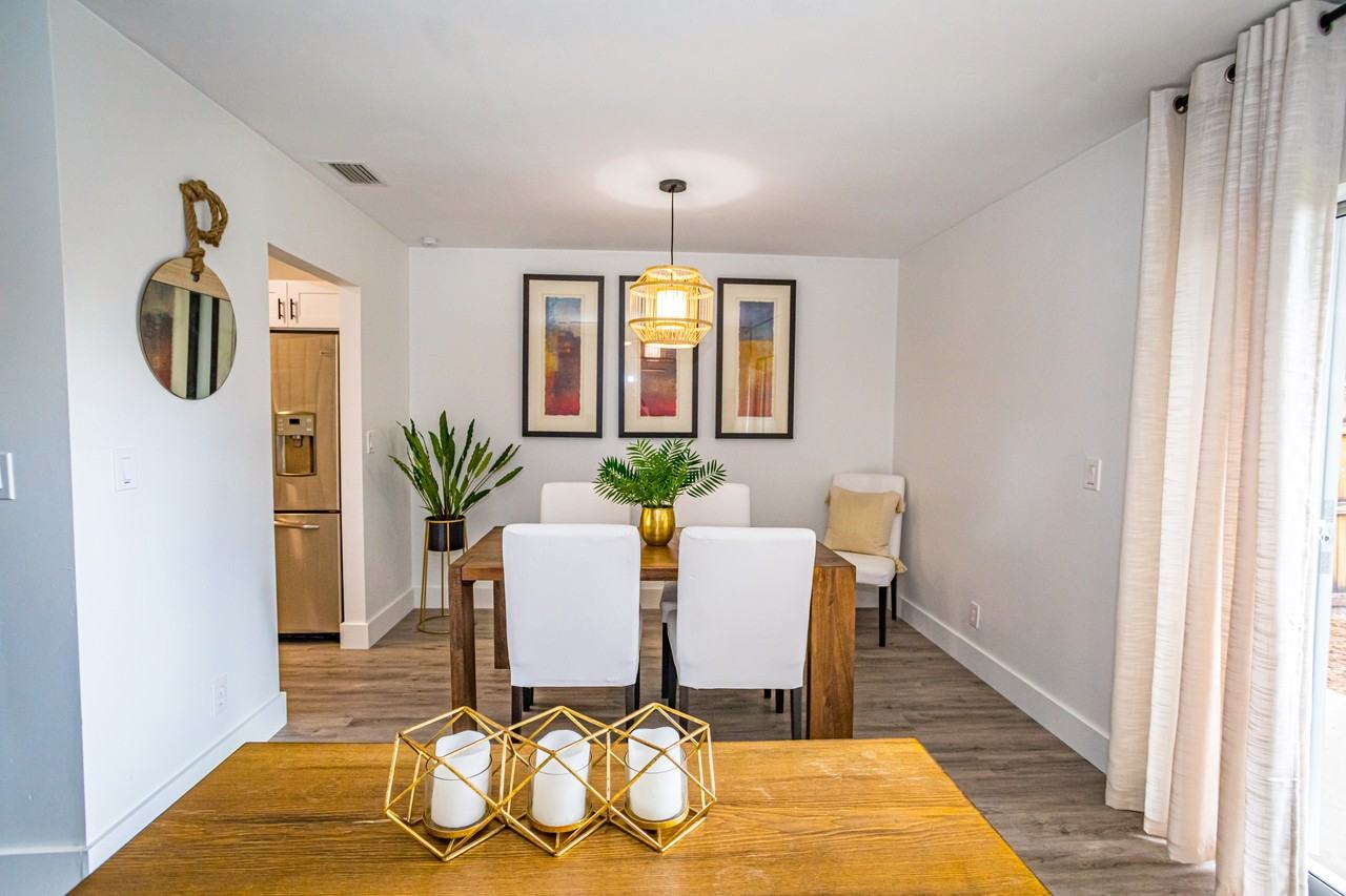 9341 Green Meadows Way - Photo 5 of 30