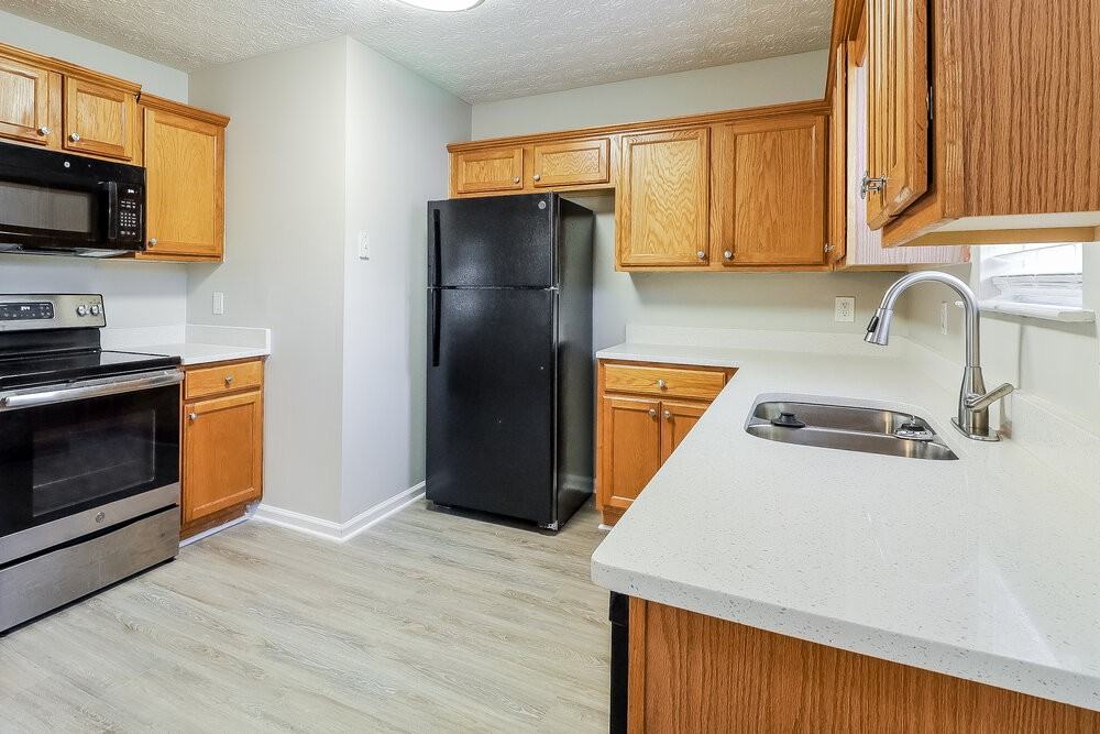 90 Dylans Ct - Photo 7 of 16