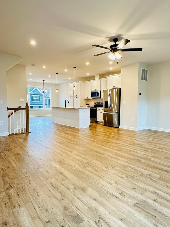 3223 Horizon Rd #1 - Photo 3 of 30