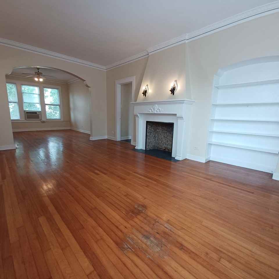 215 W Magnolia Ave #C - Photo 2 of 13