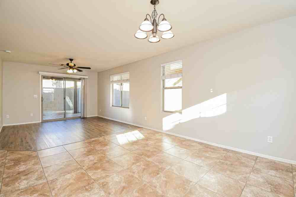 3014 E Megan St - Photo 5 of 17