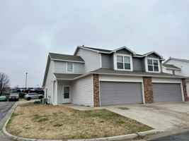 featured image of 1500 E 24th St Apt E1 #1