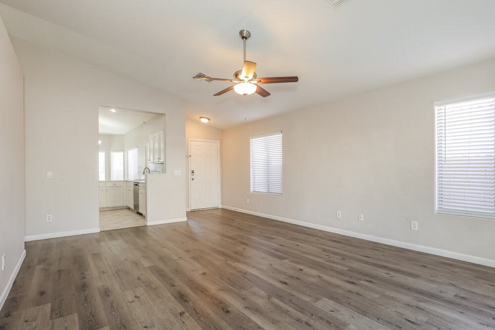 3621 S 73rd Dr - Photo 3 of 16