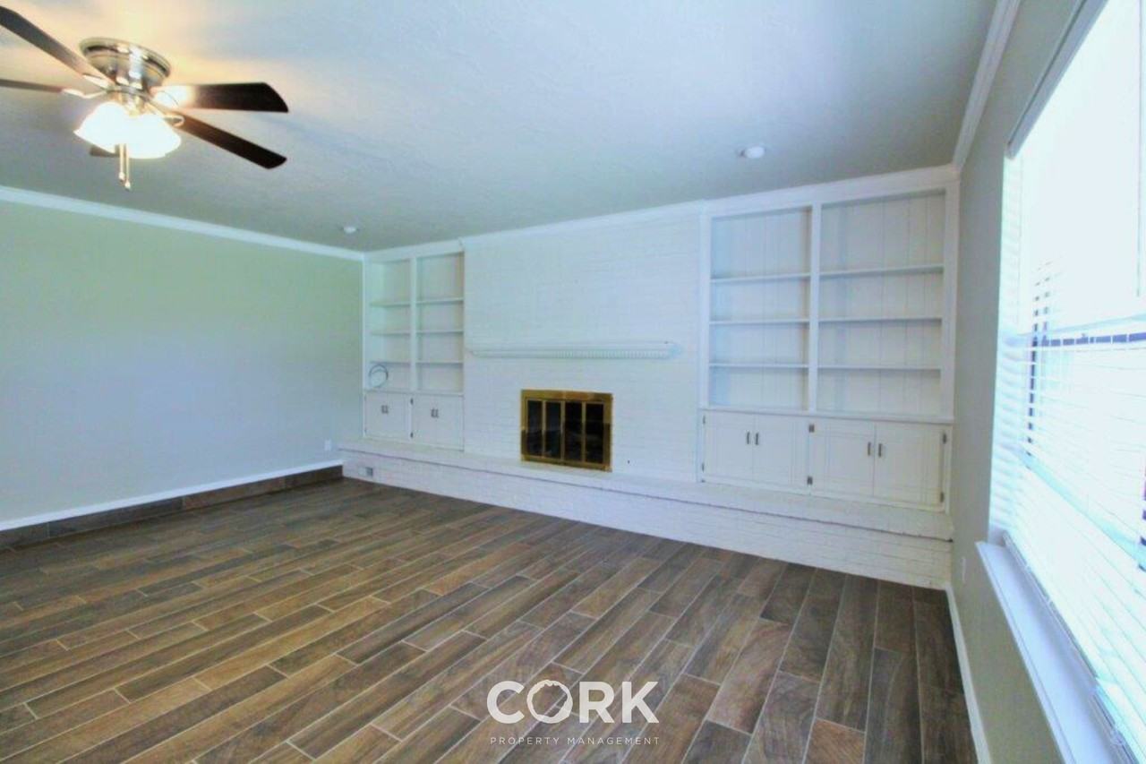 2813 Old Hickory Dr #1 - Photo 4 of 50