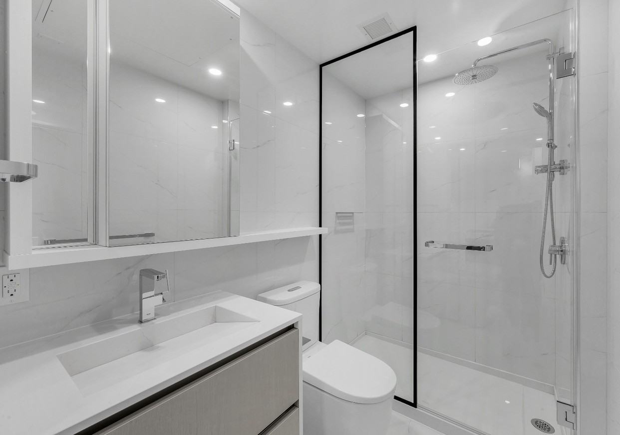 8415 Granville St - Photo 2 of 11