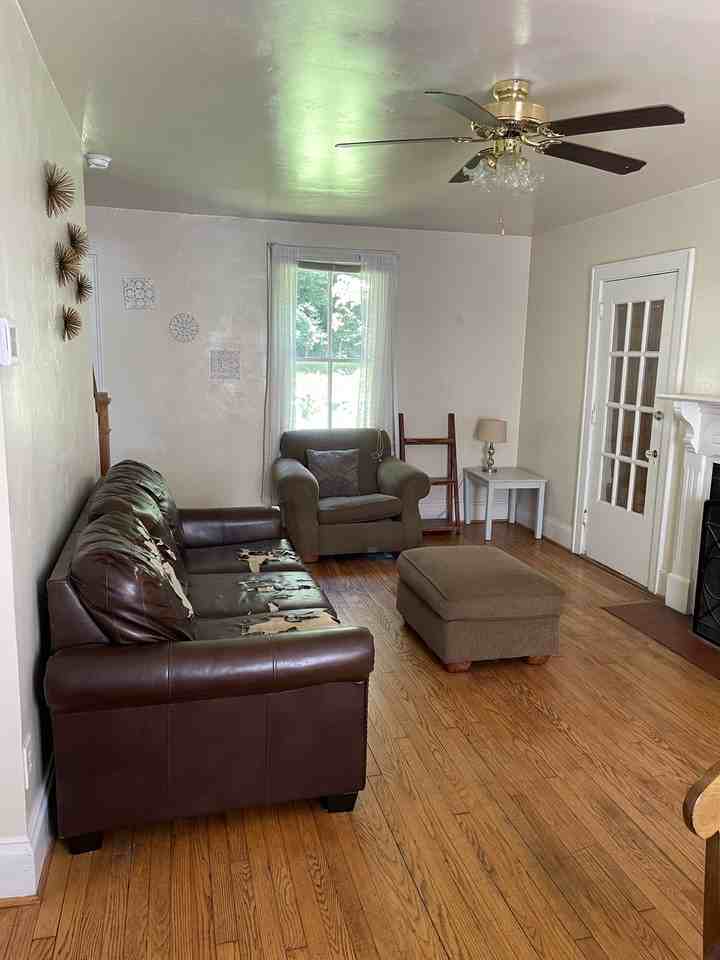 7 Valley Cir #A - Photo 2 of 9