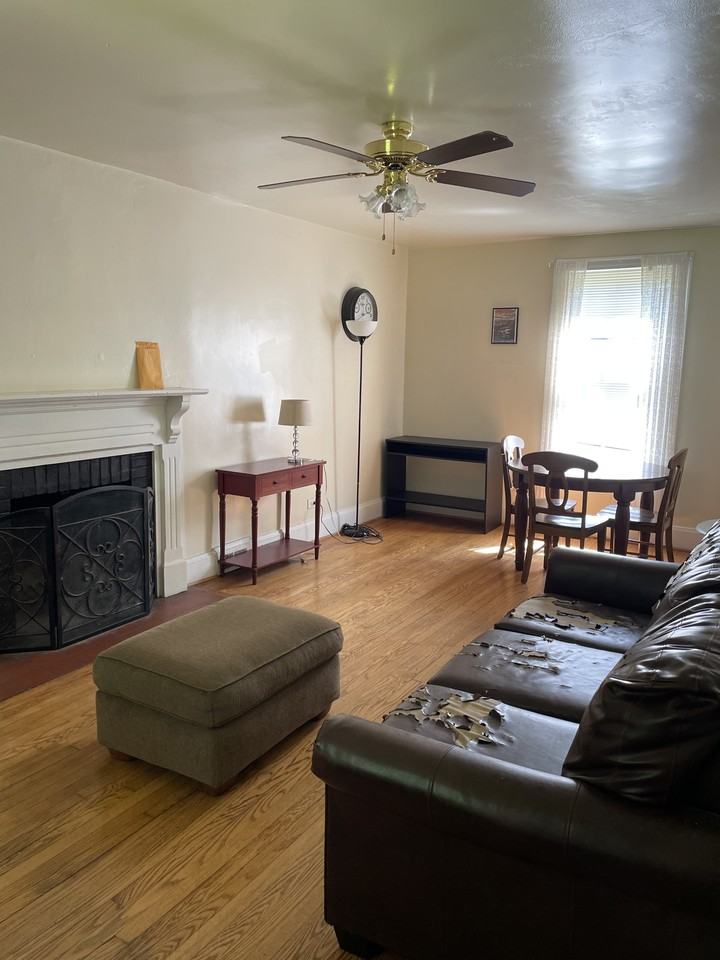 7 Valley Cir #A - Photo 3 of 9