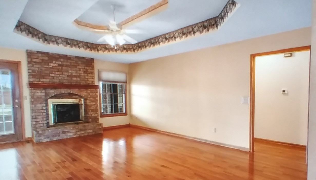 308 W Aven Ave #NA - Photo 3 of 20