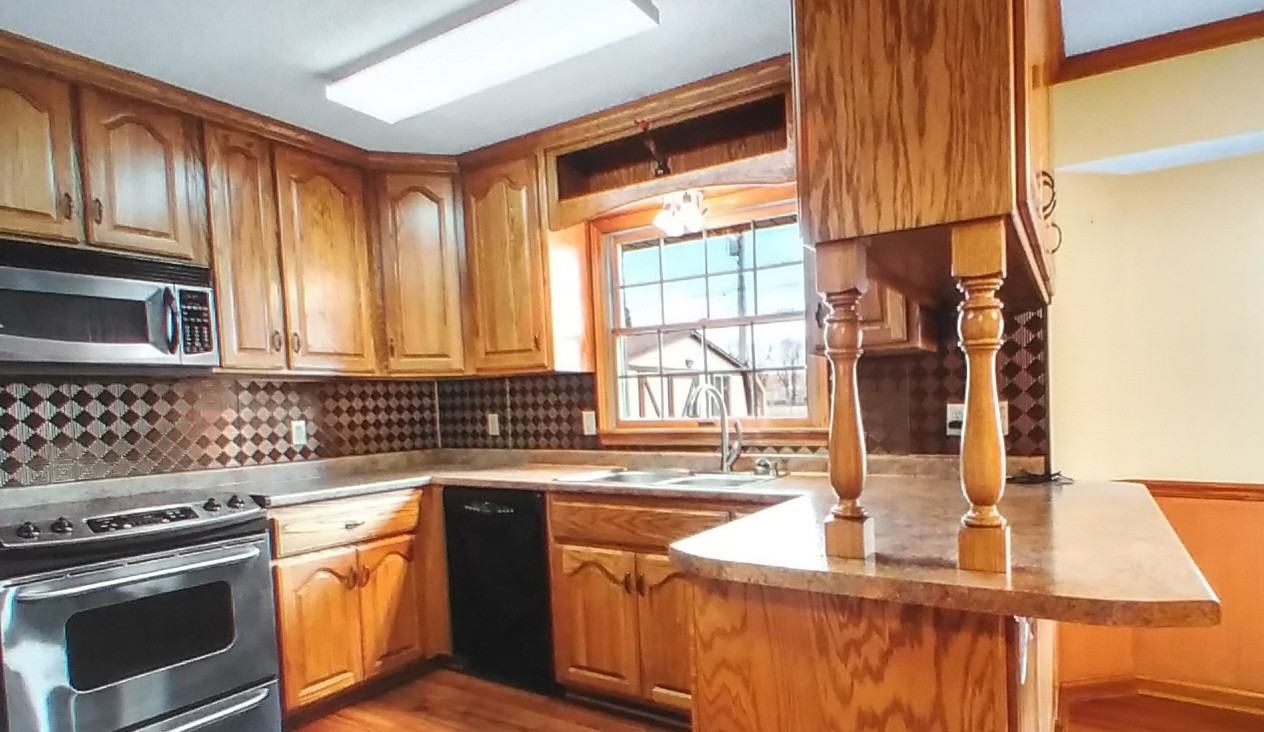 308 W Aven Ave #NA - Photo 6 of 20