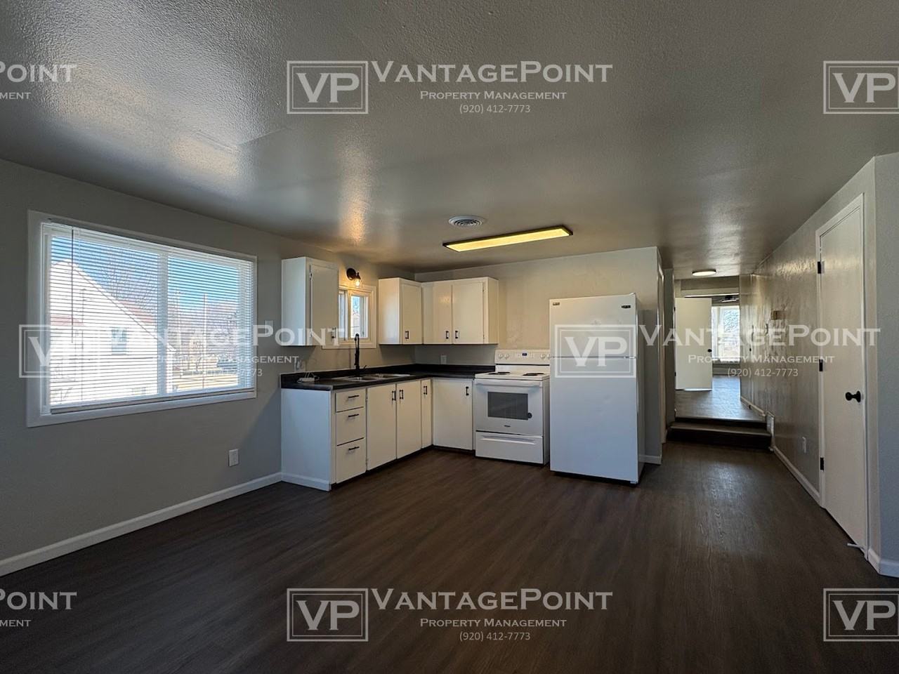 521 1/2 S Sawyer St Uppr - Photo 2 of 17