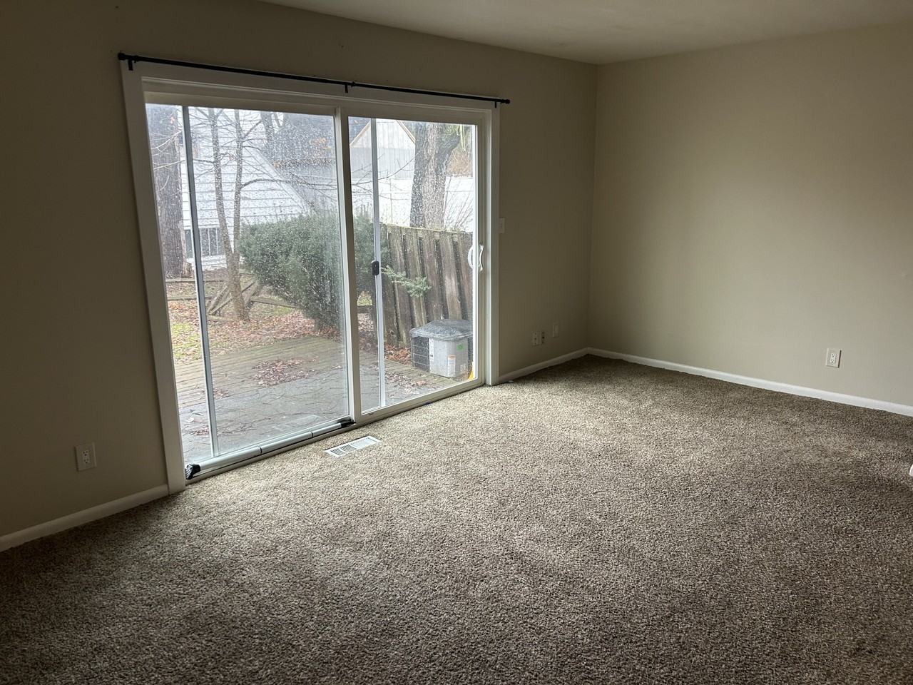 1138 Ferndale Ave #1138 - Photo 6 of 18