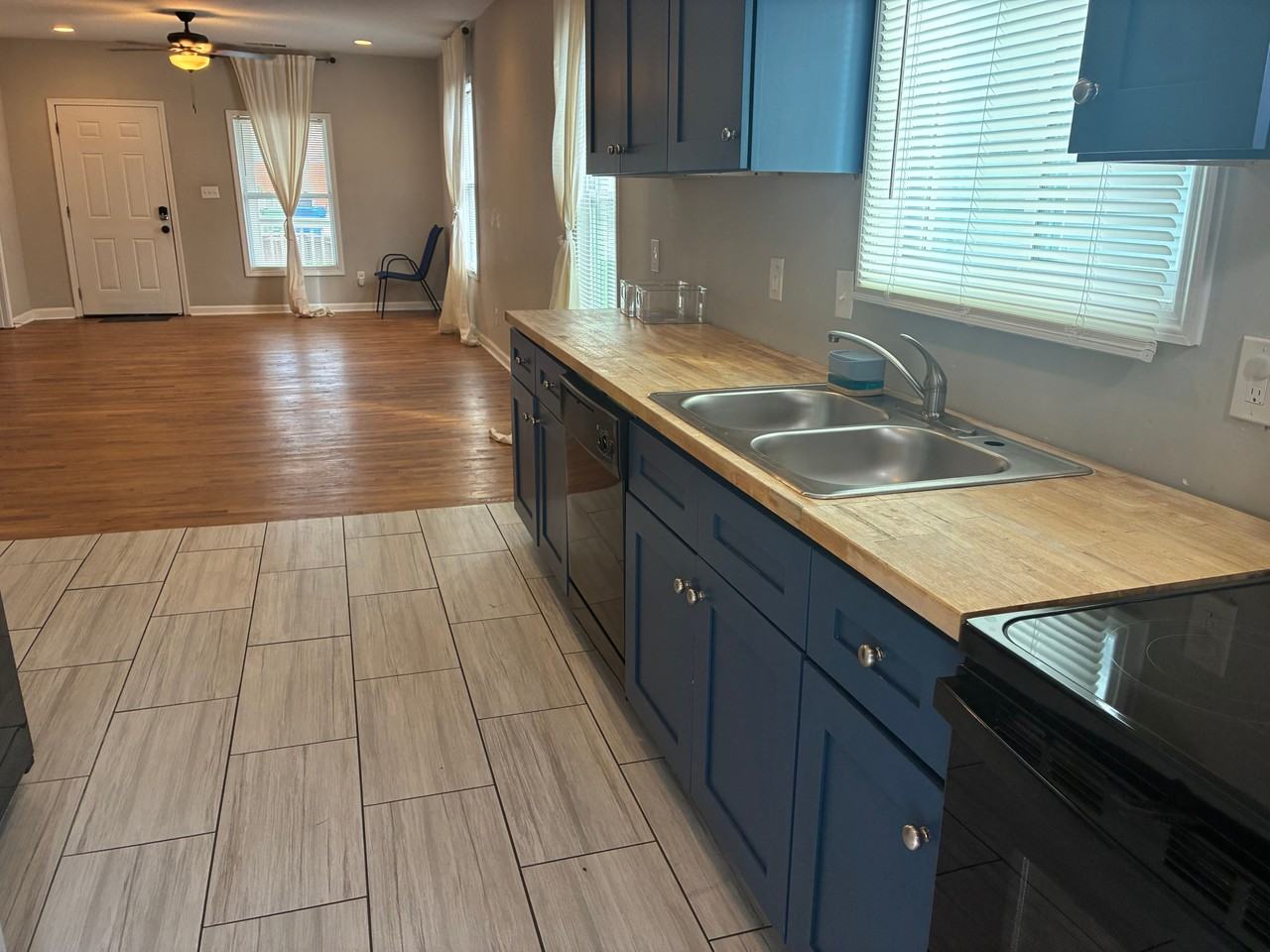 956 Mayson Turner Rd Nw - Photo 3 of 33