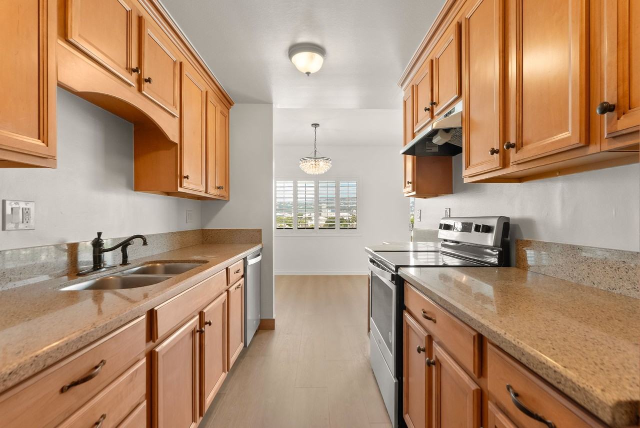 1115 S Elm Dr #616 - Photo 5 of 14