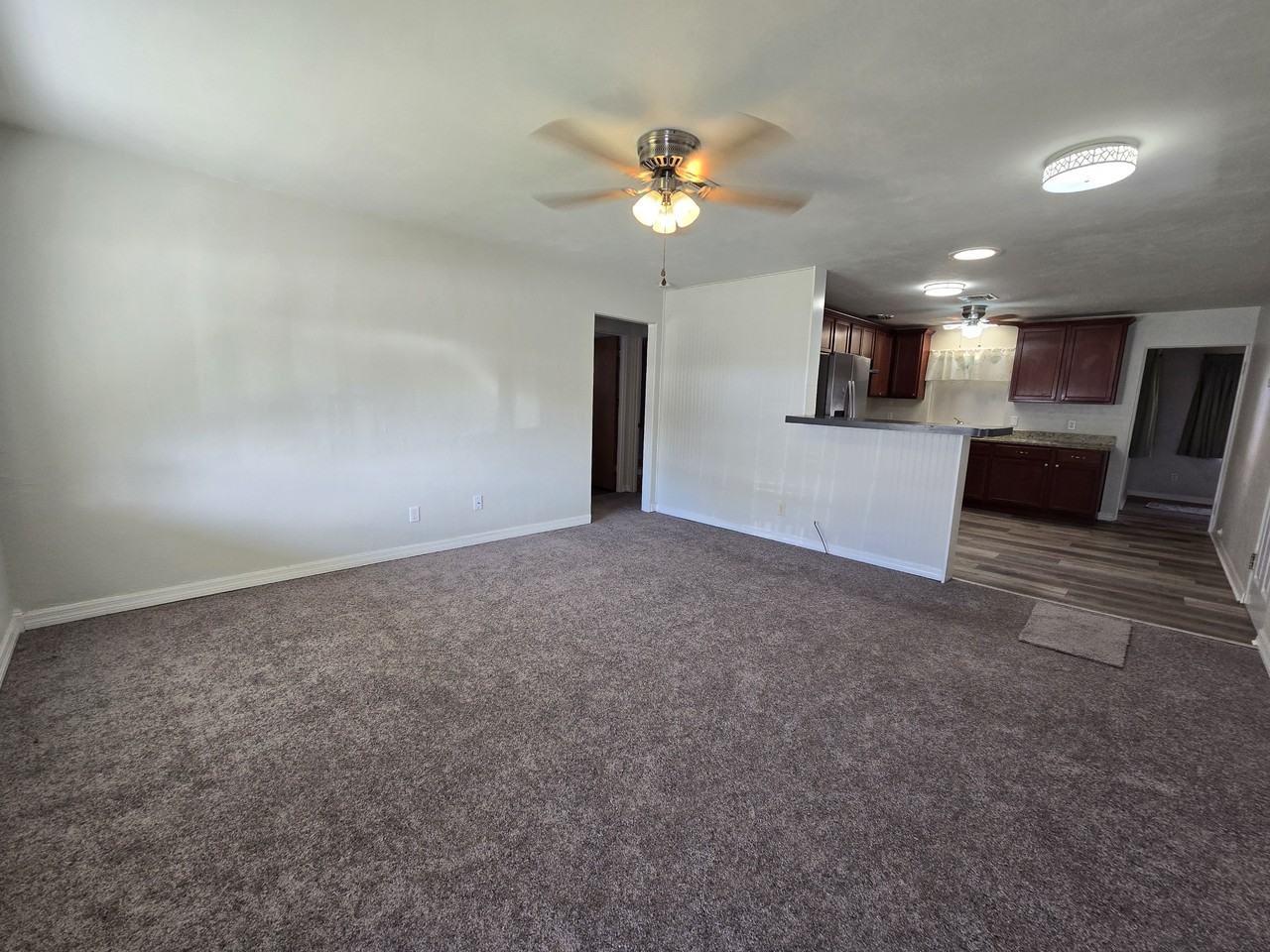 415 New York Ave #1 - Photo 3 of 12