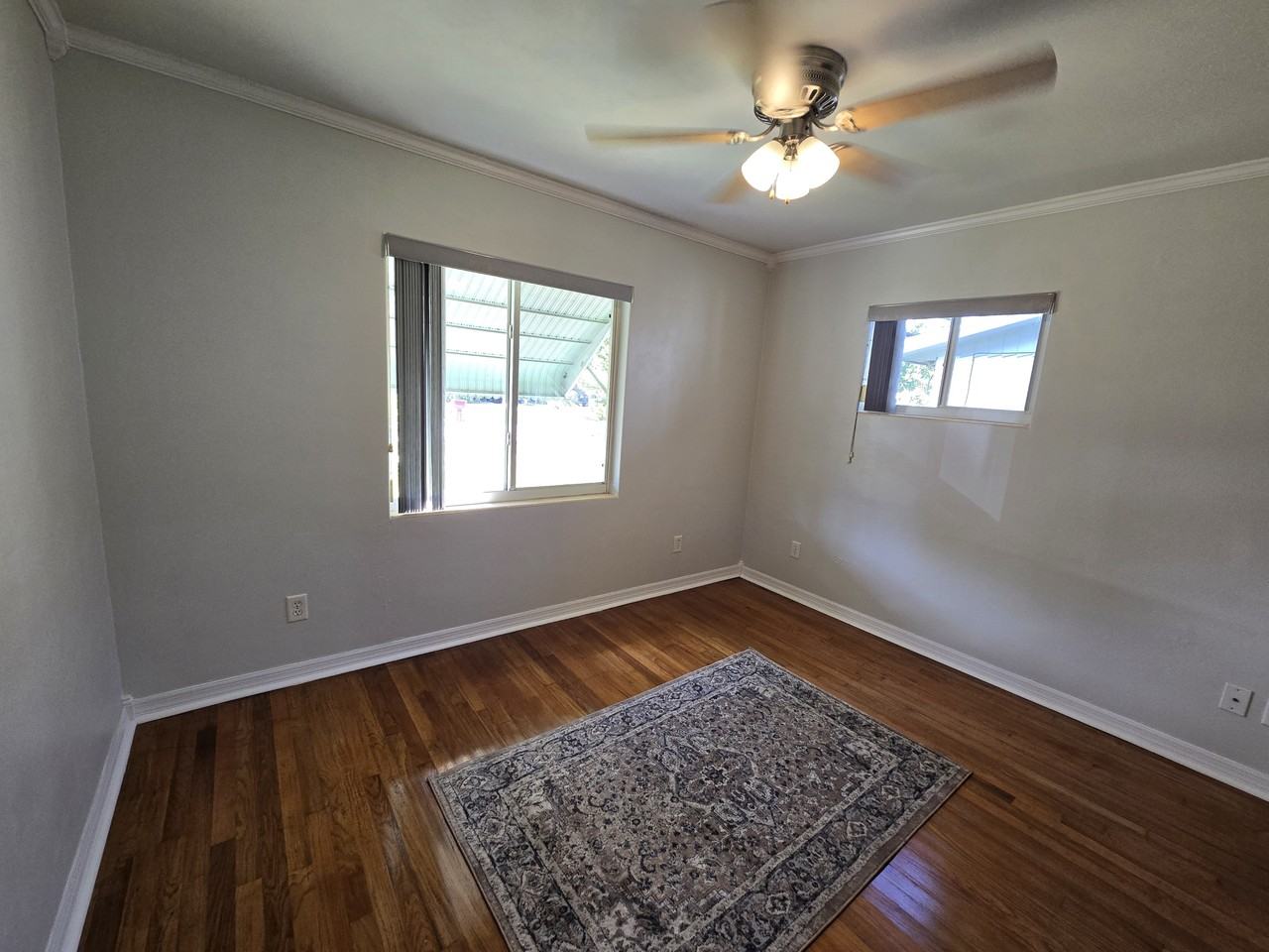 415 New York Ave #1 - Photo 6 of 12