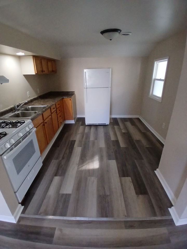 1229 S Church St #2 - Photo 4 of 9