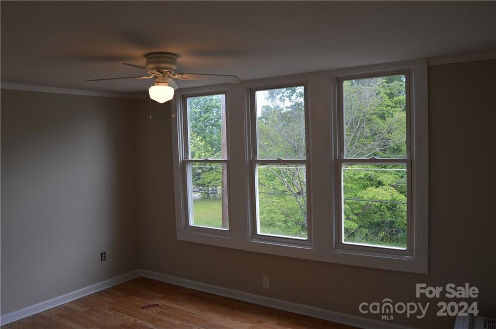 615 Charlotte Ave-3 - 2 #2 - Photo 3 of 12