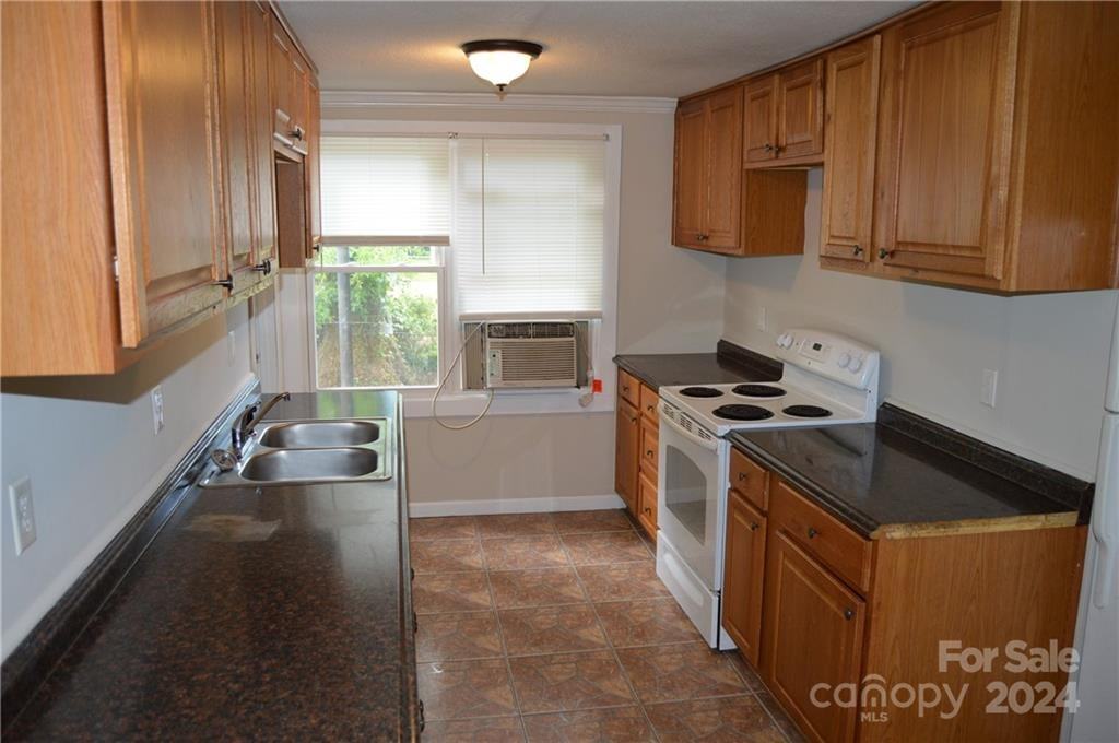 615 Charlotte Ave-3 - 2 #2 - Photo 7 of 12