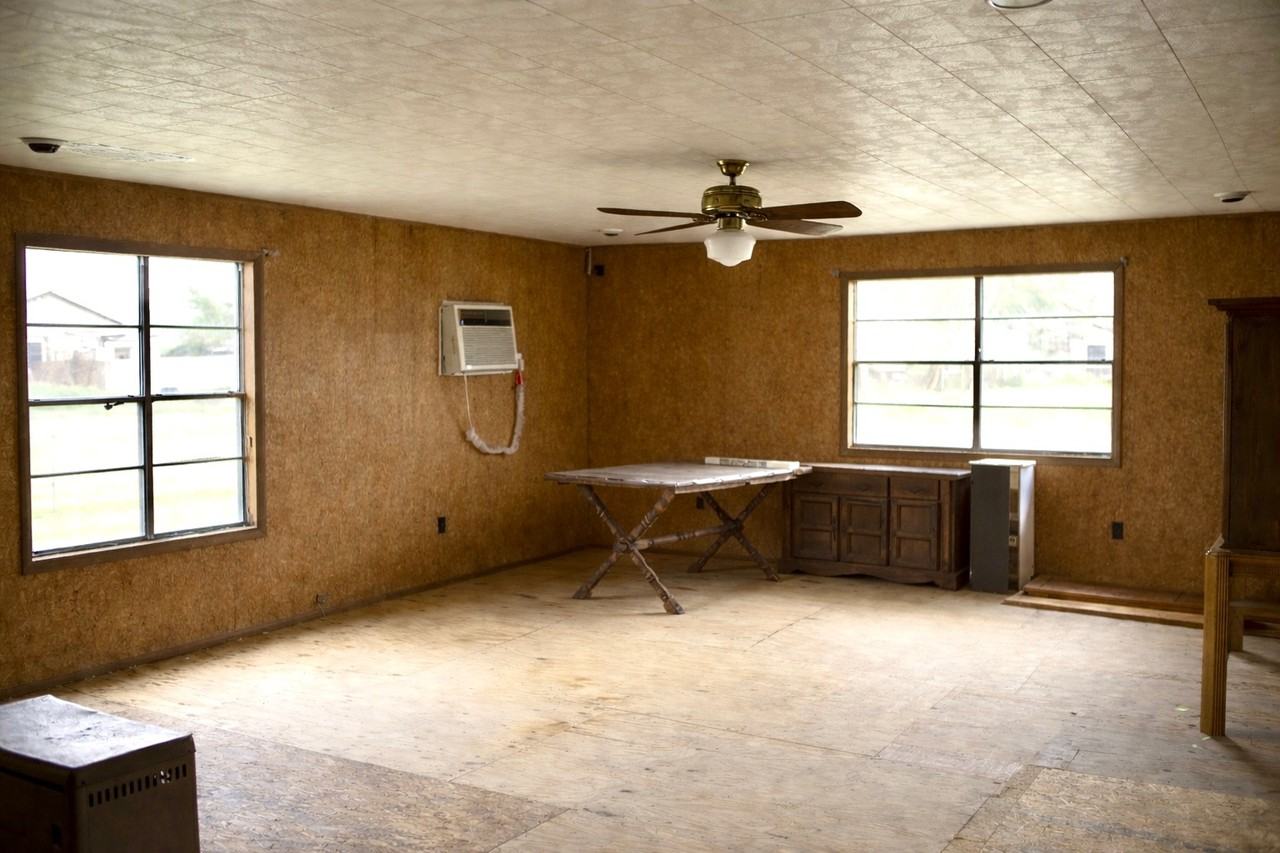 407 Nugier St #1 - Photo 5 of 12