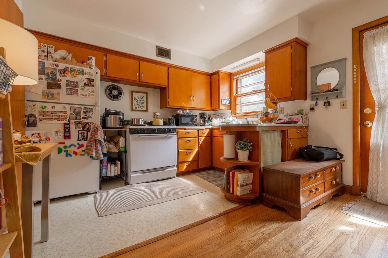 1515 Ruttedge Street1515-2 #1515-2 - Photo 3 of 16