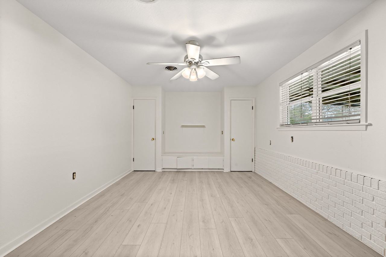 8955 Alma Dr #1 - Photo 6 of 24