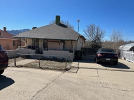 featured image of 922 Robinson Ave #1