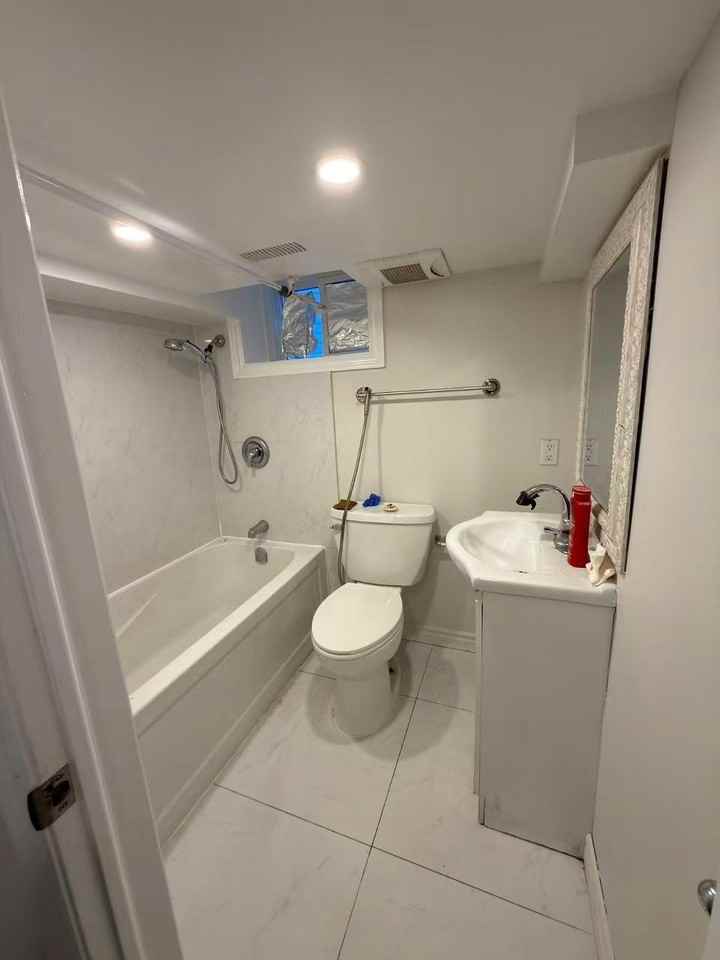 97 Shropshire Dr #2 - Photo 6 of 9