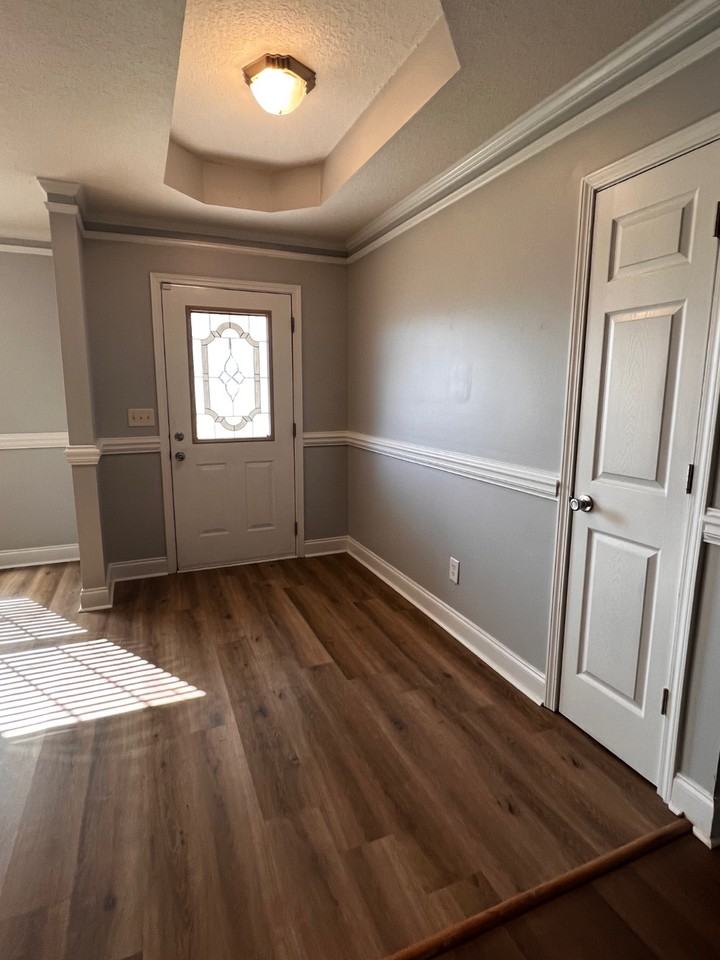 92 Jackson Ave Ne #1 - Photo 6 of 36