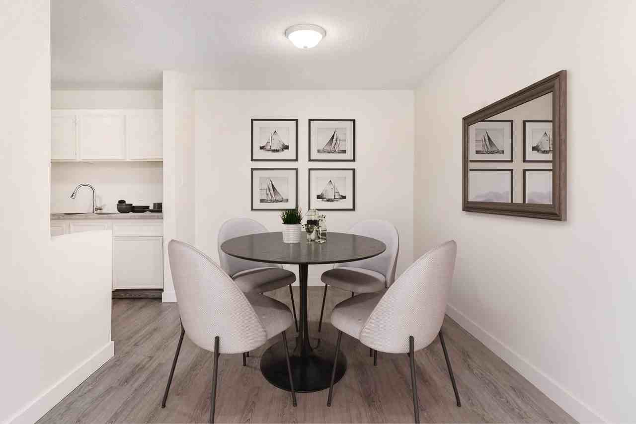 Summerlea Place - Photo 4 of 12